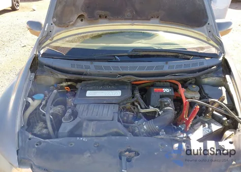 2006 Honda Civic Hybrid from USA, damaged, VIN JHMFA36226S025883